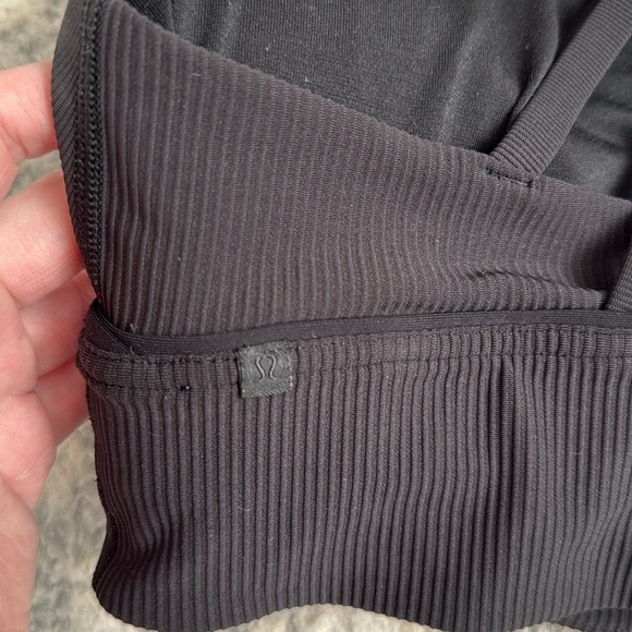 Lululemon Energy Bra *Long Line Texture Size 6 Ribbed - Picture 4 of 5
